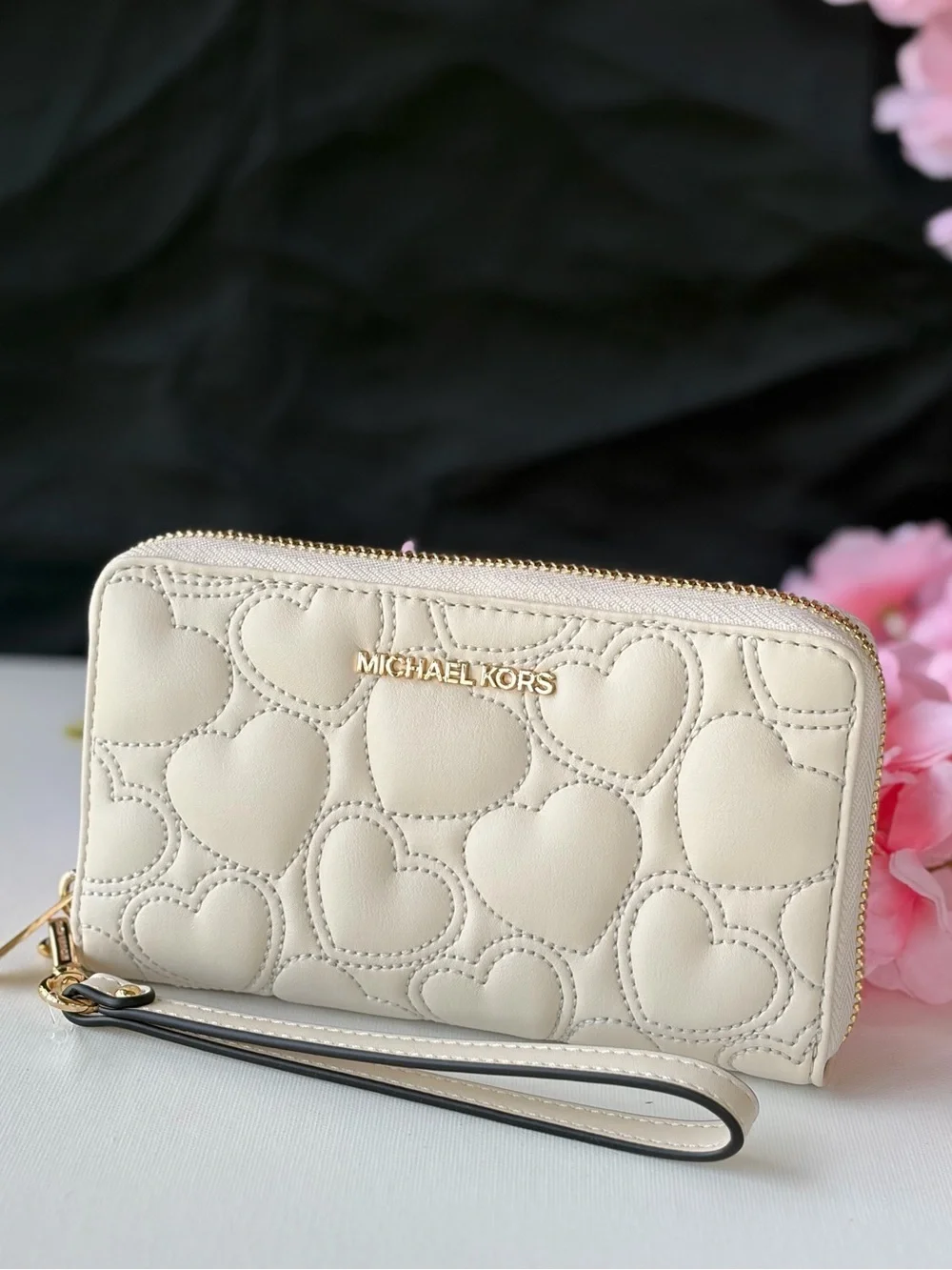 Michael Kors Cream Quilted Heart Zip-Around Wristlet